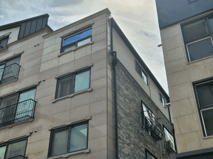 제시외건물(ㄱ) 부분