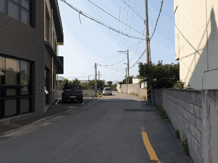 서측 인접도로