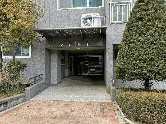 1층 공동출입구