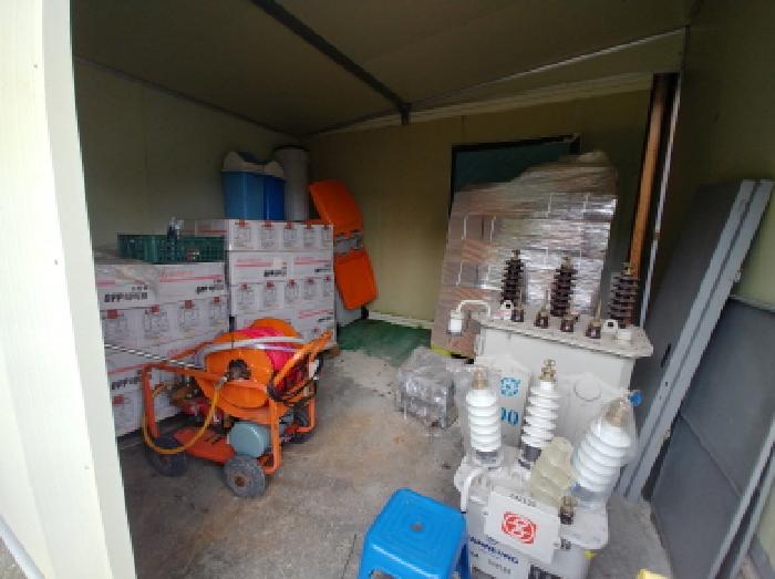 제시외(ㄹ) 창고