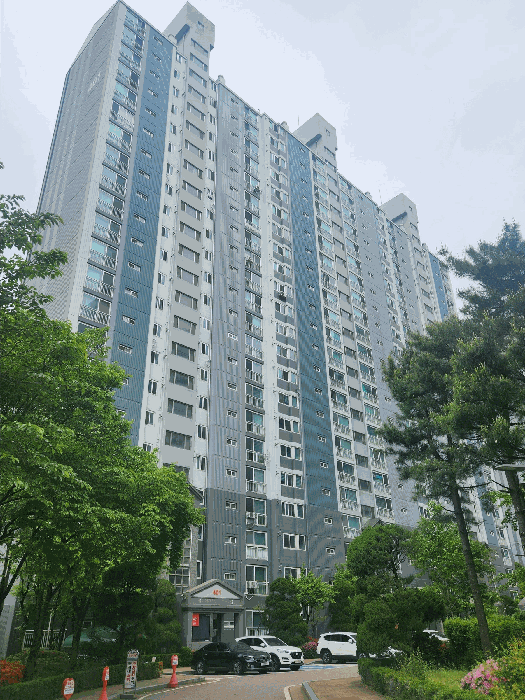 본건 동 전경