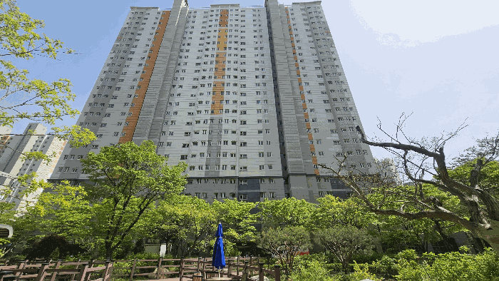 803동 전경(남측에서)