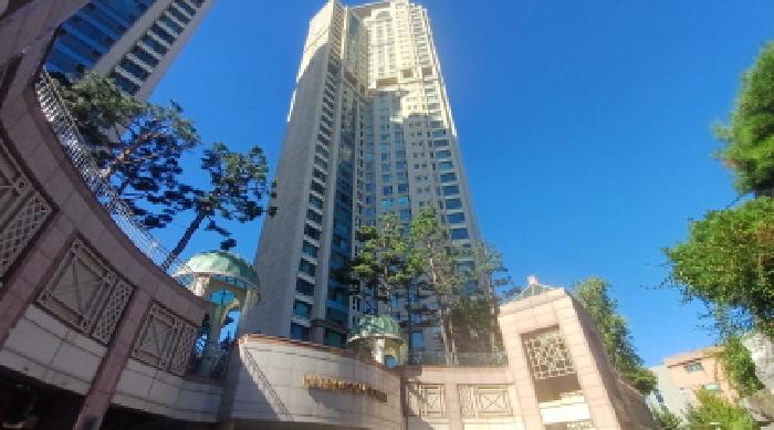 102동 건물 전경