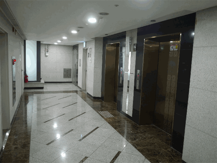 17층 승강기실