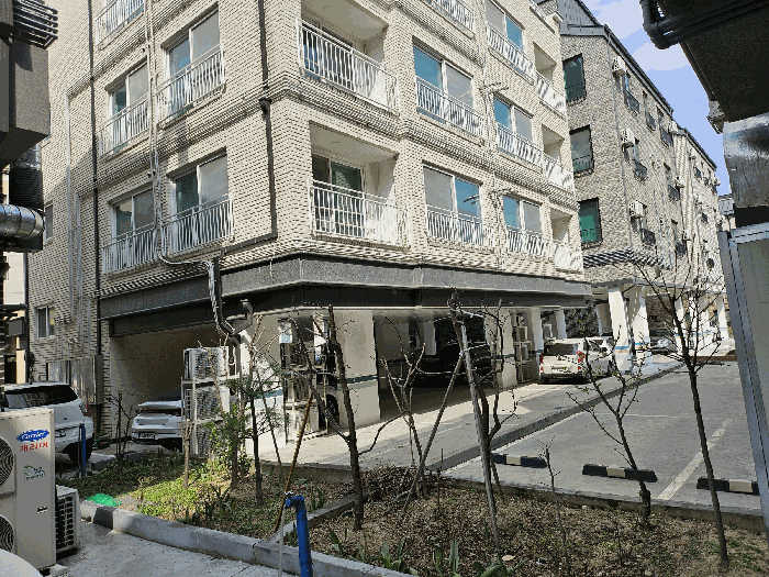 본건 남서측 인근에서 촬영