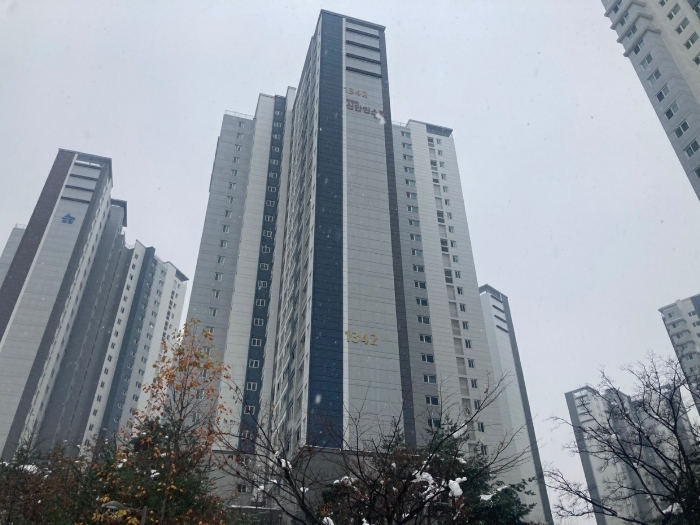 본건 건물 전경