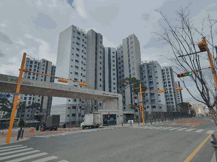 대상물건이 속한 건물 전경