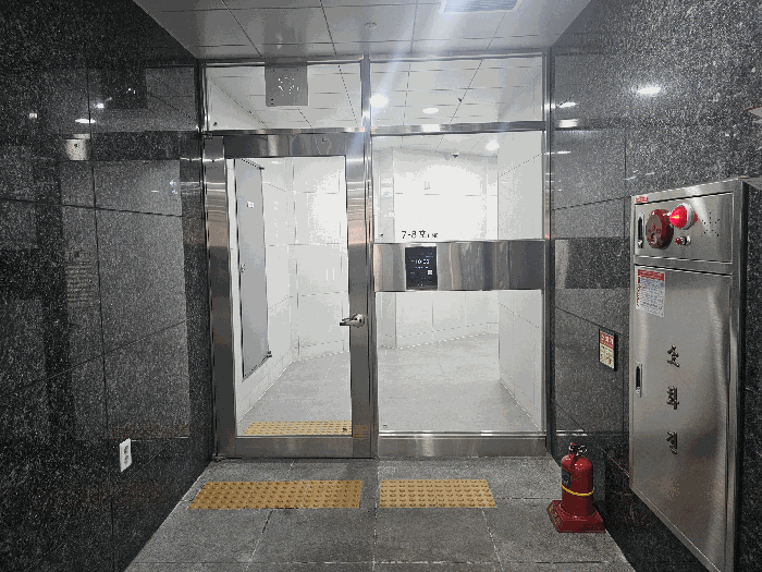 지하1층 주출입구