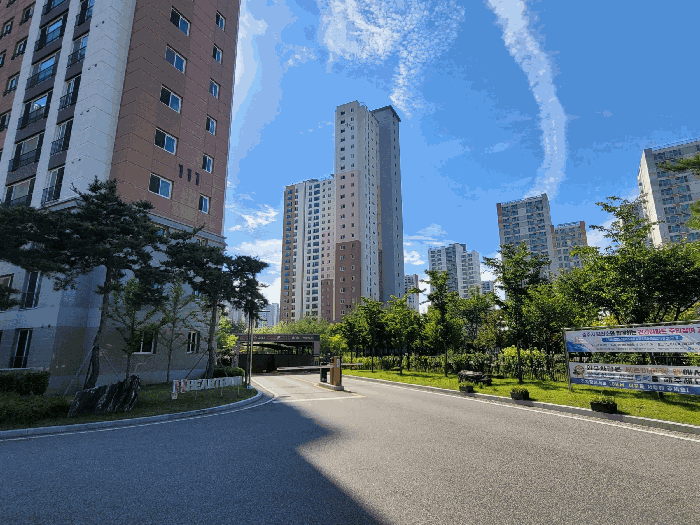 본건 동 전경