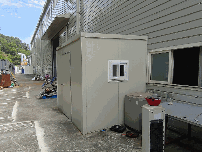 【 제시외 건물 : 기호 ㉣ 】