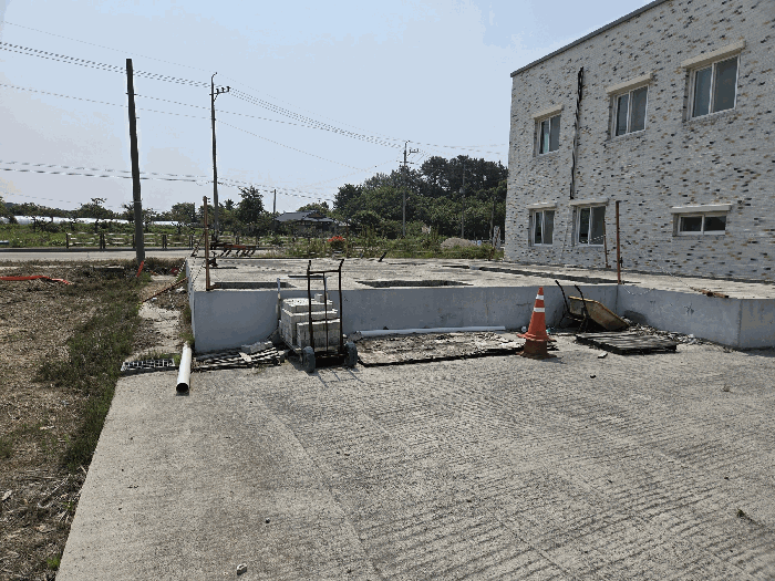 <제시외 구조물 ㄱ)>‘><br /><img src=