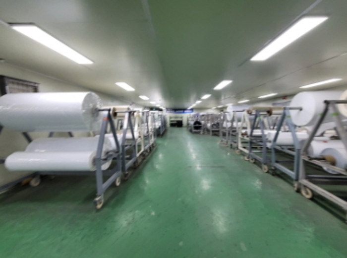 공장 내부 전경
