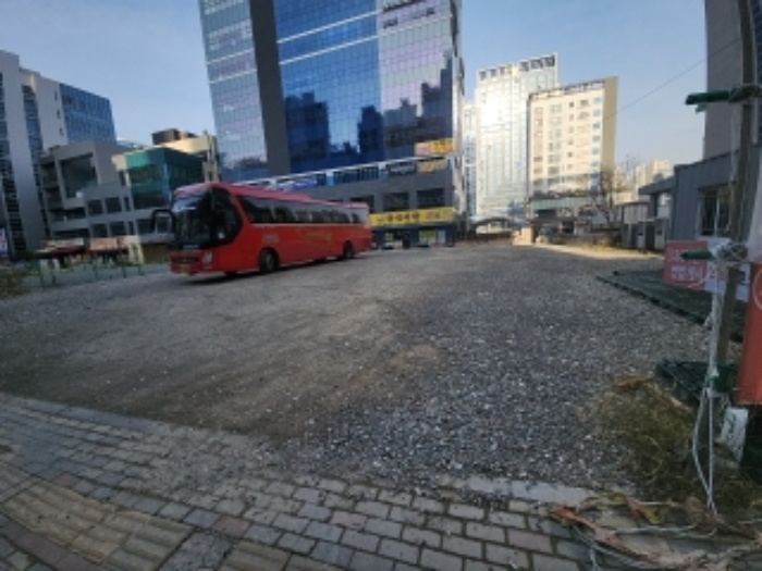 본건 부동산 전경2