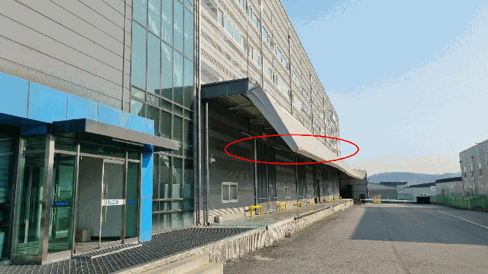 전경(전면 및 제시외건물 ㄴ)