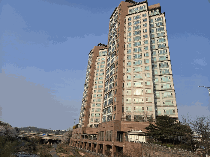 본건 건물 전체전경