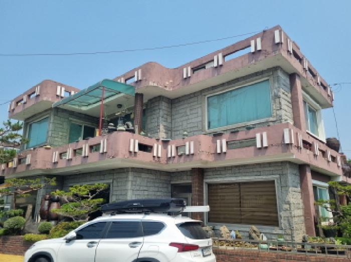 건물 전경