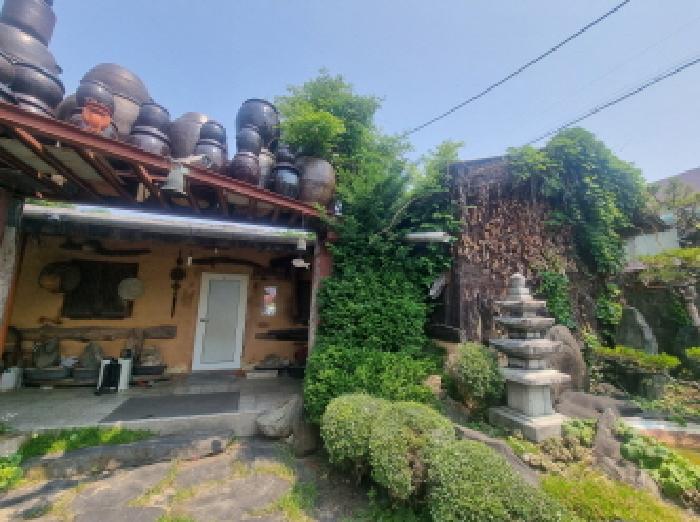 건물 전경