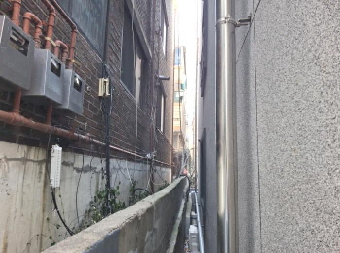 건물 뒷쪽 모습