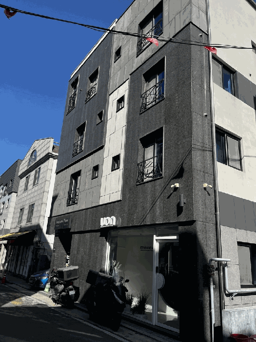 본건 건물 전경