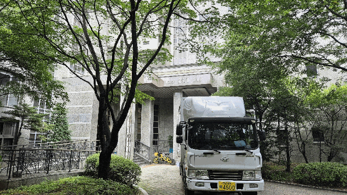 본건 입구 및 주위