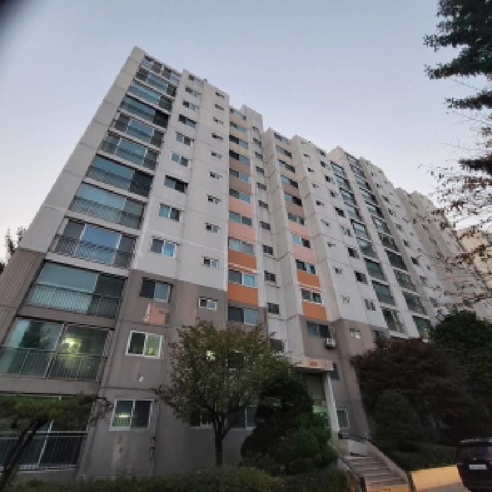 본건 건물 전경