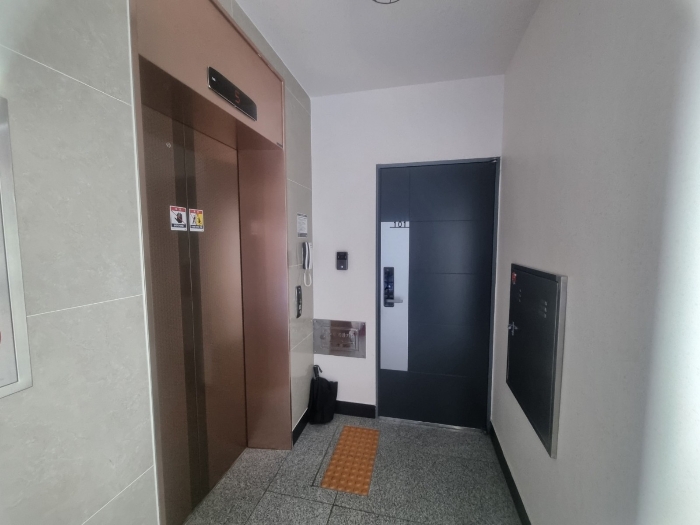 본건 1층
