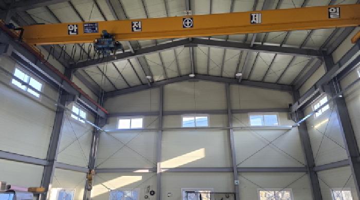 공장저당목록 2번 3톤 호이스트의 전경