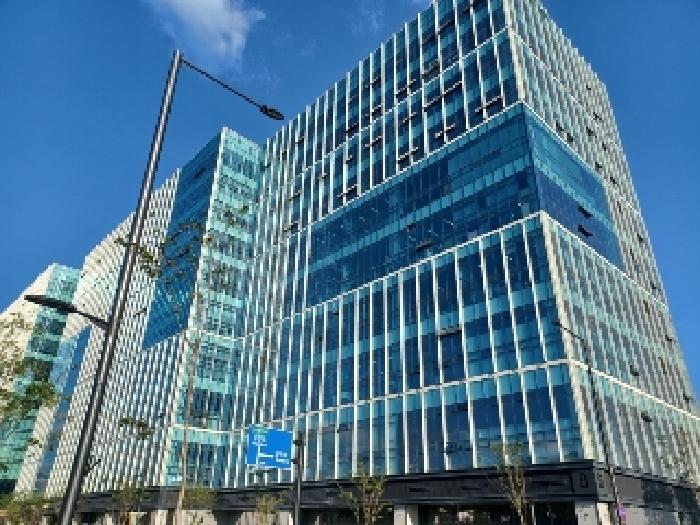 본건 한강듀클래스 B동 지식산업센터 전경 현황사진