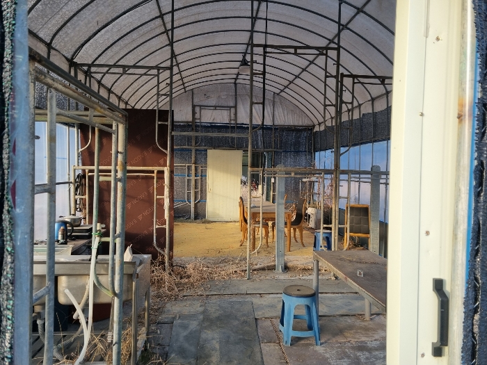 [제시외건물 ㄱ 내부]