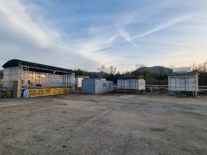 [본건 및 본건 인근 경계 지상 소재 쉼터 등]