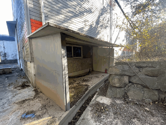 제시외 건물 ㄱ)