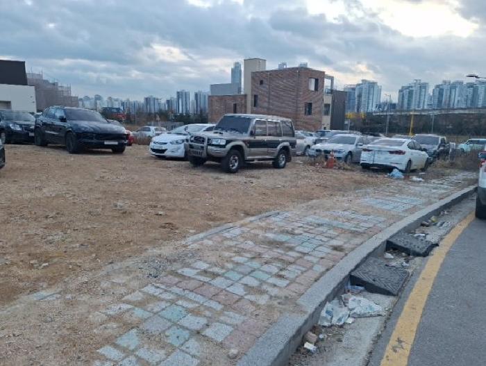 본건 3번 추정 전경 1(먼 곳 건물)