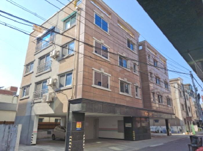 건물 전경