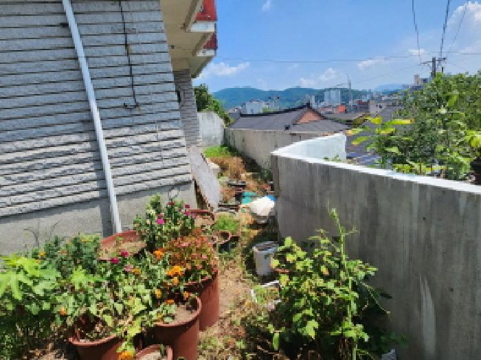 목록7. 목록14 건물의 마당 및 담장으로 이용됨