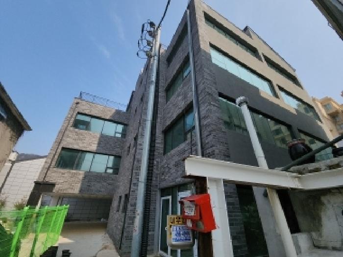 본건 부동산 전경2