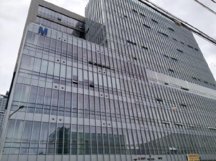 * 본건 목적물 소재 건물 전경