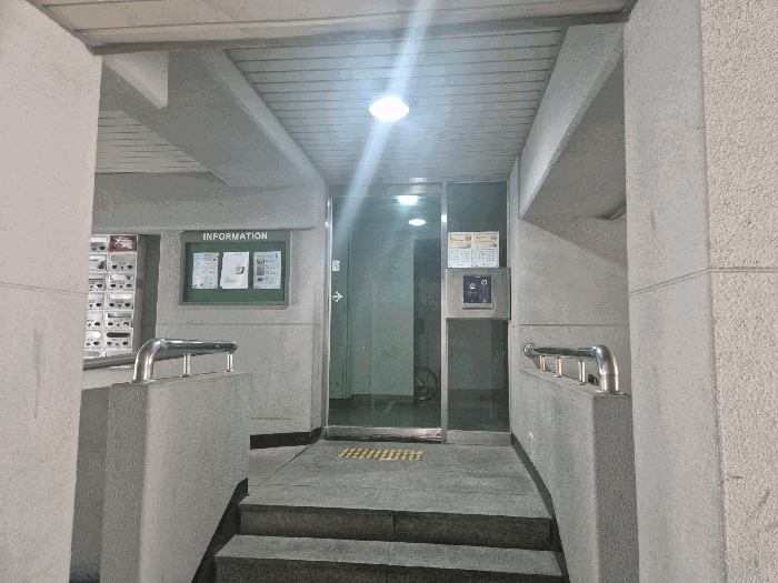 1층 출입구