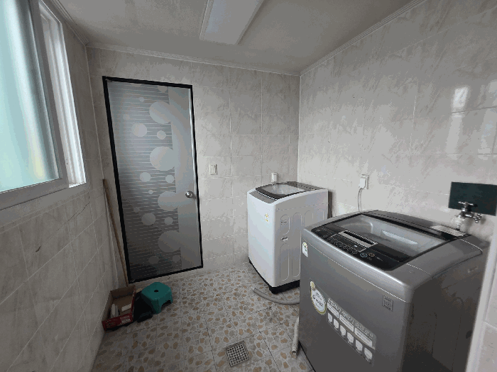 본 건  기 호 2  건 물  2 층  내 부 현 황