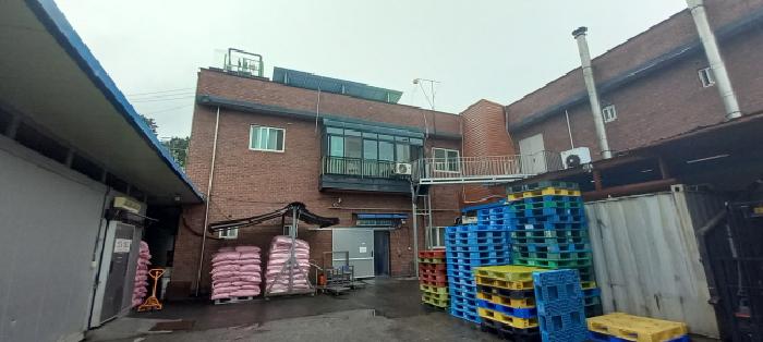 목록1. 토지 및 목록2. 2층 공장 전경