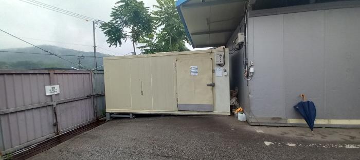 제시외 건물인 냉동창고 및 냉장창고