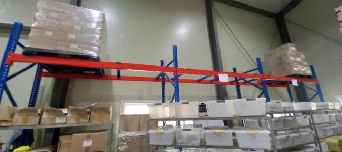 목록3. 라동 공장 내부에 설치되어 있는 `렉선반`(임차인 임재중이 설치한 것이라고 함)