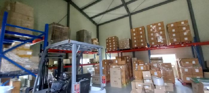 목록3. 다동 공장 내부에 설치되어 있는 `렉선반`(임차인 임재중이 설치한 것이라고 함)