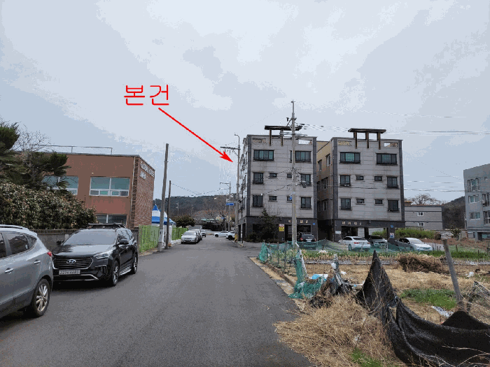 본건 및 주위전경(북동측에서 촬영)