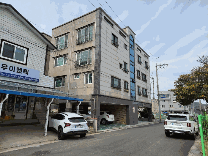 본건전경(남동측에서 촬영)