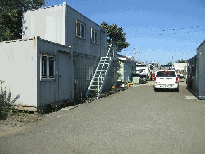 본건 공장부지내 컨테이너