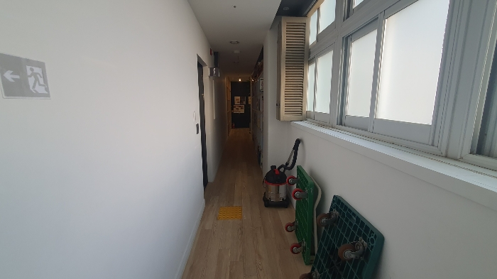 본건 기호(10) 건물 5층 내부