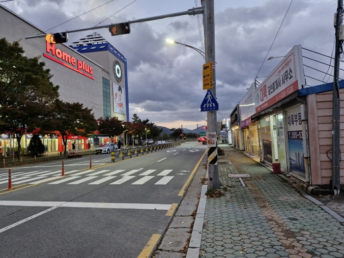 본건 부근