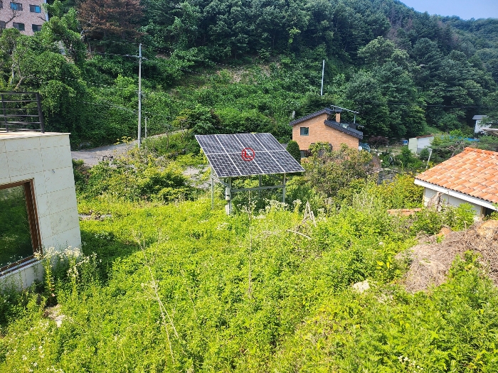 제시외(㉡) 태양열 집열판 전경