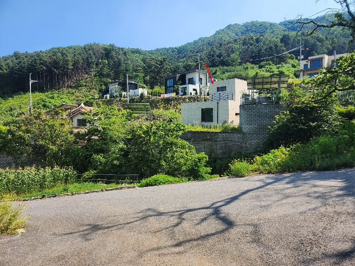 주위전경(북동측 인근에서)