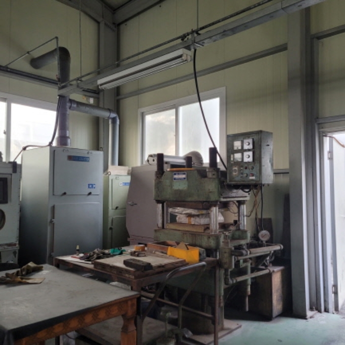 별지 공장 및 광업재산저당법제6조목록 1내지 6, 8내지 13
등 기계, 기구 전경 